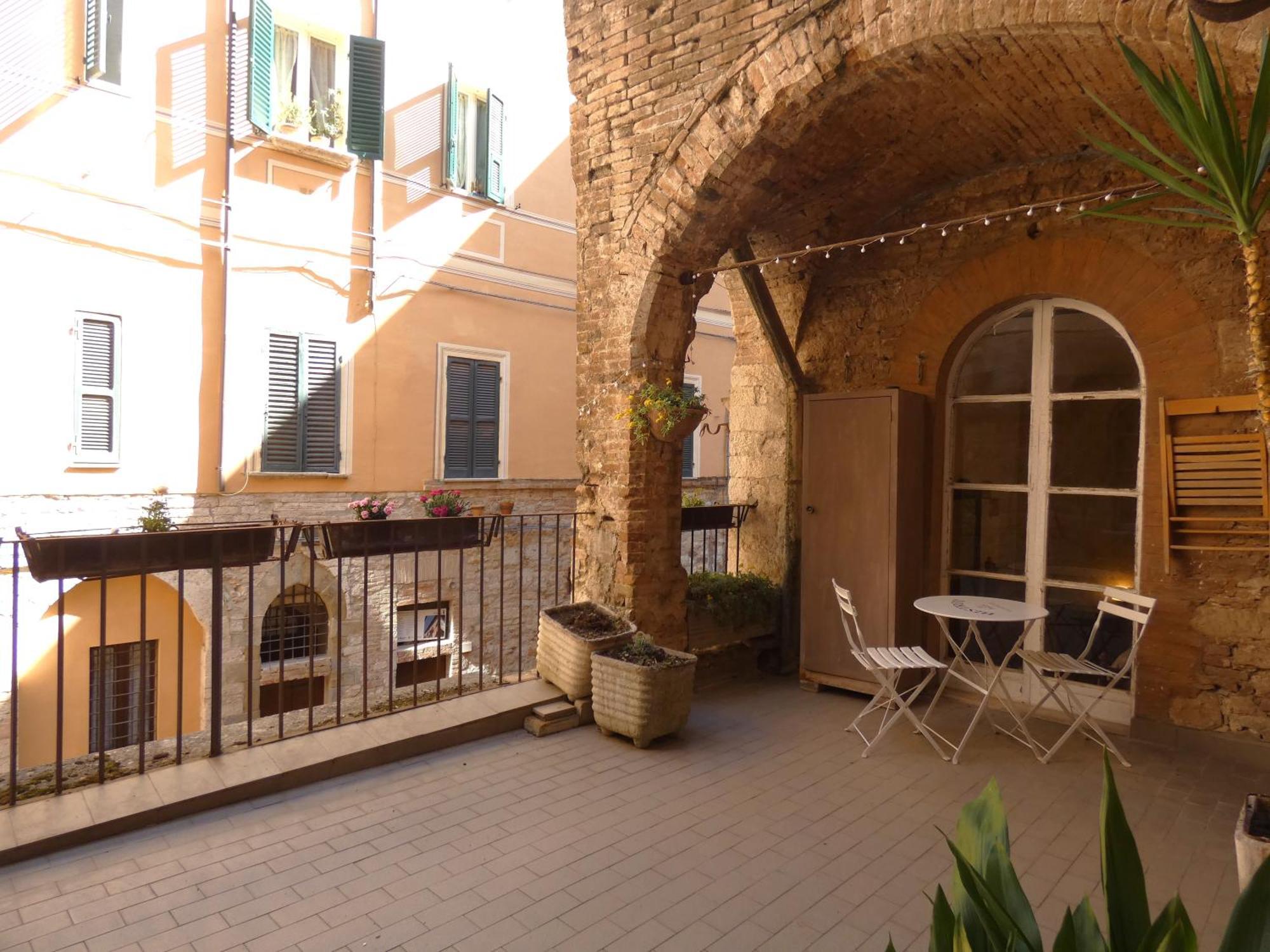 Via Vincioli - La Terrazza Nel Cuore Di Perugia Pérouse Extérieur photo